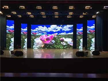 年會(huì)活動(dòng)租賃LED舞臺(tái)屏項(xiàng)目